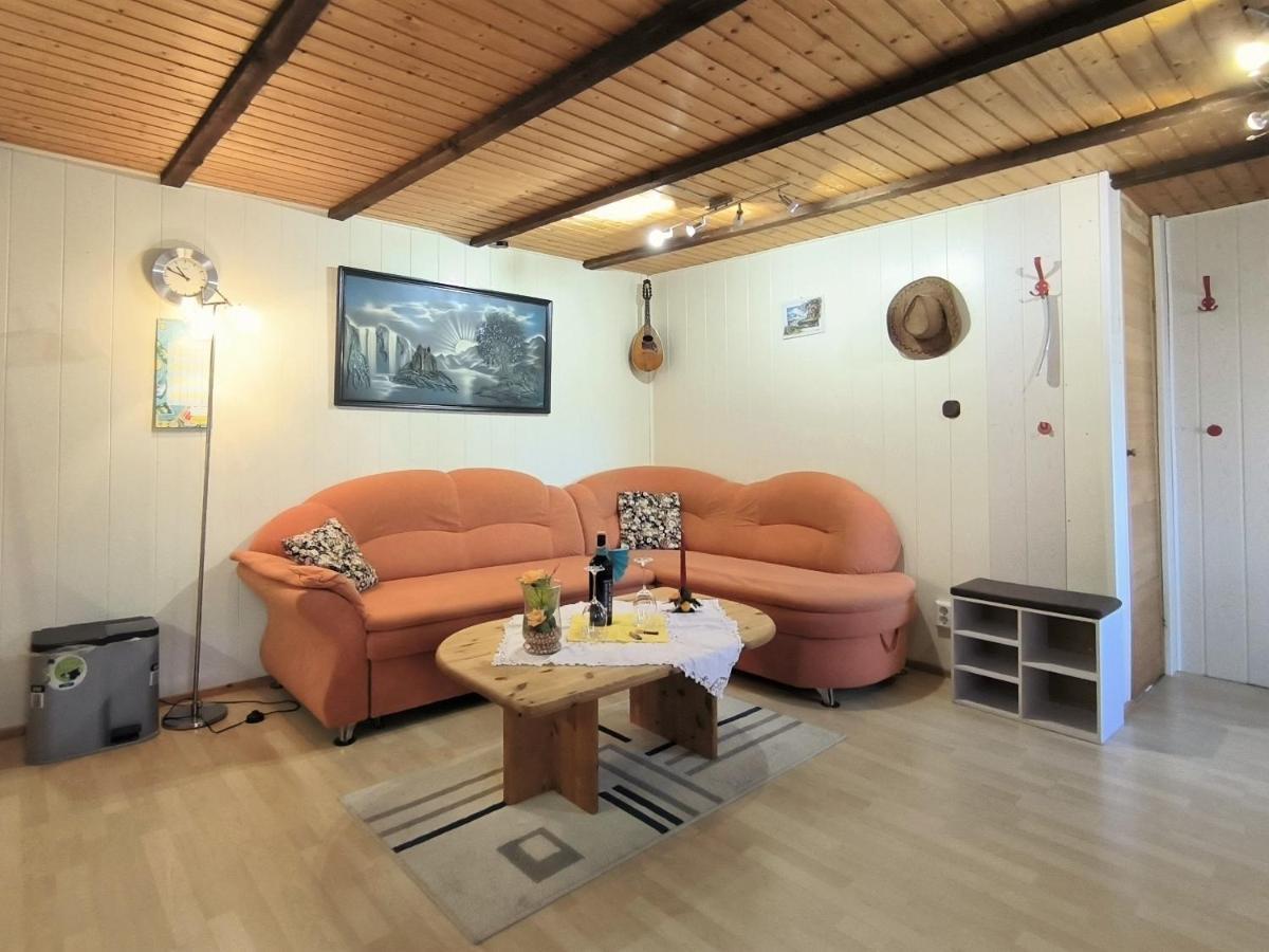 Ferienwohnung Mohnkopf - Unterkunft Fuer 2 Bis 3 Personen Mit Terrasse Jerrishoe Kültér fotó